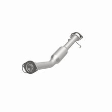 Load image into Gallery viewer, MagnaFlow DF Catalytic Conv Chevy 06-09 Impala SS/06-07 Monte Carlo SS/05-08 Pontiac Grand Prix 5.3L
