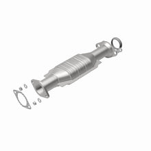 Load image into Gallery viewer, MagnaFlow Direct Fit Catalytic Converter 01-02 Montero 3.5L Rear