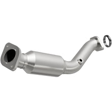 Load image into Gallery viewer, MagnaFlow Direct Fit Catalytic Converter CORVETTE 05-07 6.0L OEM