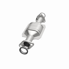 Load image into Gallery viewer, MagnaFlow Direct Fit Catalytic Converter 95 Honda Odyssey 2.2L