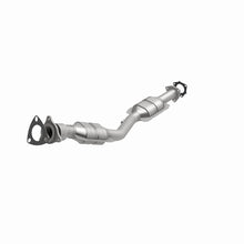 Load image into Gallery viewer, MagnaFlow Direct Fit Catalytic Converter 07-10 Saturn VUE 2.4L