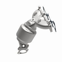Load image into Gallery viewer, MagnaFlow Direct Fit Catalytic Converter 07-09 Hyundai Santa Fe 2.7L