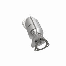 Load image into Gallery viewer, MagnaFlow Direct Fit Catalytic Converter Audi 97-05 A4/A4 Quattro / Volkswagen 00-05 Passat 1.8L
