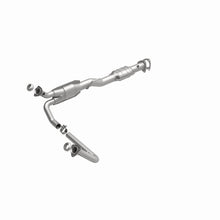 Load image into Gallery viewer, MagnaFlow Direct Fit Catalytic Converter Astro 00-04 4.3L OEM