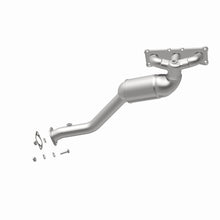 Load image into Gallery viewer, MagnaFlow Direct Fit Catalytic Converter BMW 3 06-09 Front OEM