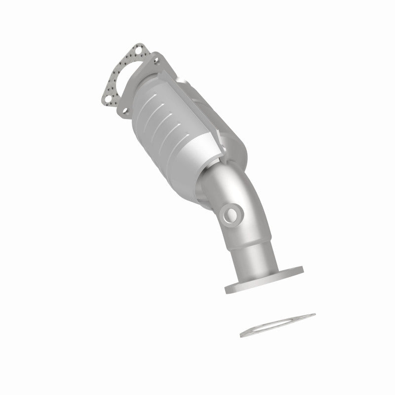 MagnaFlow Direct Fit Catalytic Converter Audi 97-05 A4/A4 Quattro / Volkswagen 00-05 Passat 1.8L