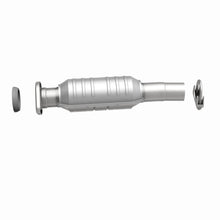 Load image into Gallery viewer, MagnaFlow Direct Fit Catalytic Converter 04 Toyota Sienna 3.3L