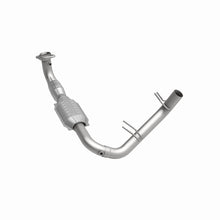 Load image into Gallery viewer, MagnaFlow Direct Fit Catalytic Converter 97-98 Ford Trucks 5.4L
