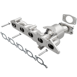 MagnaFlow Direct Fit Catalytic Converter 01-05 Volvo S60 2.4L / V70 2.4L