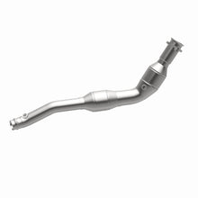 Load image into Gallery viewer, MagnaFlow Direct Fit Catalytic Converter 2014-2016 Land Rover LR4 V6 3 OEM Underbody
