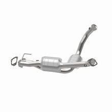 Load image into Gallery viewer, MagnaFlow Direct Fit Catalytic Converter 04 Ranger/Bser 3.0 Front 50S