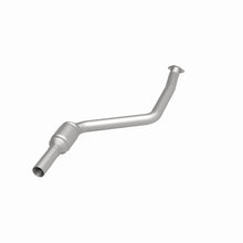 Load image into Gallery viewer, MagnaFlow Direct Fit Catalytic Converter BMW 3 06-09 Front OEM