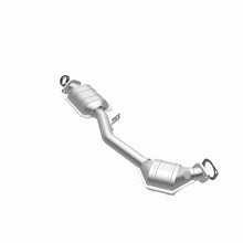 Load image into Gallery viewer, MagnaFlow Direct Fit Catalytic Converter 99-02 Forester 2.5L OEM
