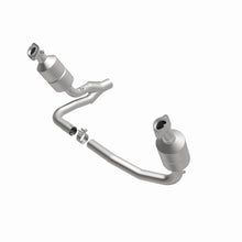 Load image into Gallery viewer, MagnaFlow Direct Fit Catalytic Converter OEM 2004 Dodge Dakota Underbody