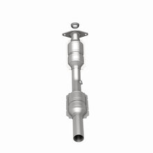 Load image into Gallery viewer, MagnaFlow Direct Fit Catalytic Converter 03-04 Pontiac Vibe 1.8L