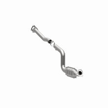 Load image into Gallery viewer, MagnaFlow Direct Fit Catalytic Converter 07-08 Express 2500 4.8L Passenger Side