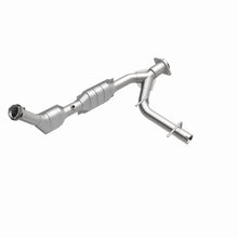 Load image into Gallery viewer, MagnaFlow Direct Fit Catalytic Converter 03-04 Exped Passenger Side 4.6L