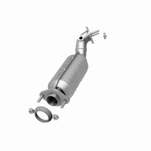 Load image into Gallery viewer, MagnaFlow Direct Fit Catalytic Converter 04-07 Cadillac SRX 3.6L