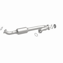 Load image into Gallery viewer, MagnaFlow Direct Fit Catalytic Converter 05-07 4-Run/FJ P/S rr OEM