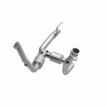Load image into Gallery viewer, MagnaFlow Direct Fit Catalytic Converter 99-01 G Cherokee Front 4.7L