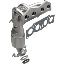 Load image into Gallery viewer, MagnaFlow Direct Fit Catalytic Converter 04-06 Toyota Highlander 2.4L