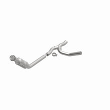 Load image into Gallery viewer, MagnaFlow Direct Fit Catalytic Converter 04-05 Dodge RAM 1500 Pickup 3.7L (Inc 4WD 4.7L) P/S