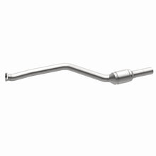 Load image into Gallery viewer, MagnaFlow Direct Fit Catalytic Converter BMW 3 06-09 Front OEM