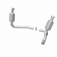 Load image into Gallery viewer, MagnaFlow Direct Fit Catalytic Converter OEM 2004 Dodge Dakota Underbody