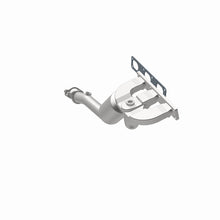 Load image into Gallery viewer, MagnaFlow Direct Fit Catalytic Converter BMW 3 01-06 Front OEM