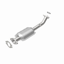 Load image into Gallery viewer, MagnaFlow Direct Fit Catalytic Converter 01-04 Pathfinder DS rr OEM
