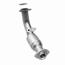 Load image into Gallery viewer, MagnaFlow Direct Fit Catalytic Converter 99-02 4Runner 3.4L frt OEM