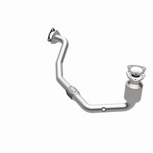 Load image into Gallery viewer, MagnaFlow Direct Fit Catalytic Converter 00-03 Saturn LS 3.0L Front
