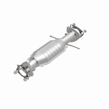 Load image into Gallery viewer, MagnaFlow Direct Fit Catalytic Converter 96-99 S10/Sanoma 4WD 4.3L