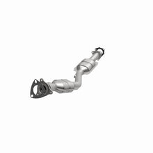 Load image into Gallery viewer, MagnaFlow Direct Fit Catalytic Converter 07-10 Saturn VUE 2.4L