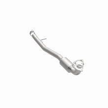 Load image into Gallery viewer, MagnaFlow Direct Fit Catalytic Converter 07-09 Range Rover v8 4.2/4.4L OEM Underbody