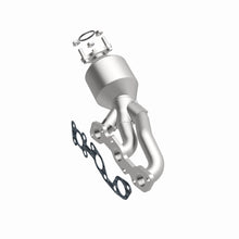 Load image into Gallery viewer, MagnaFlow Direct Fit Catalytic Converter 01-04 Nissan Frontier Passenger Side Manifold