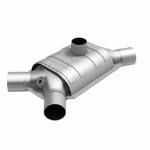 Load image into Gallery viewer, MagnaFlow Universal Catalytic Converter 2 inch/2 inch S/D Subaru PC2 Front