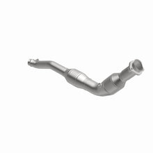 Load image into Gallery viewer, MagnaFlow Direct Fit Catalytic Converter 2014-2016 Land Rover LR4 V6 3 OEM Underbody