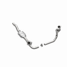 Load image into Gallery viewer, MagnaFlow Direct Fit Catalytic Converter 00-02 Dakota 3.9L