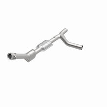Load image into Gallery viewer, MagnaFlow Direct Fit Catalytic Converter 00-04 Ford E150 4.6L Passenger Side