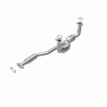 Load image into Gallery viewer, MagnaFlow Direct Fit Catalytic Converter 95-99 Maxima/I30 front 50S