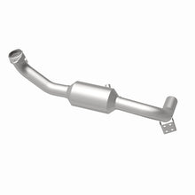 Load image into Gallery viewer, MagnaFlow Direct Fit Catalytic Converter 05-06 Lincoln Navigator 5.4L