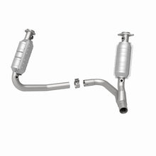Load image into Gallery viewer, MagnaFlow Direct Fit Catalytic Conv 05-06 Dodge Dakota/2006 Mitsubishi Raider 3.7L Y-Pipe Assembly