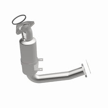 Load image into Gallery viewer, MagnaFlow Direct Fit Catalytic Converter 00-02 Focus 2.0L OEM