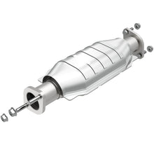 Load image into Gallery viewer, MagnaFlow Direct Fit Catalytic Converter 05-10 Kia Sportage 2.7L