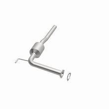 Load image into Gallery viewer, MagnaFlow Direct Fit Catalytic Converter 93 VW Eurovan 2.5L