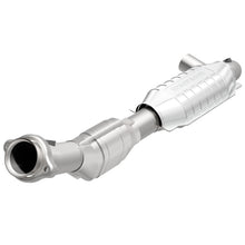 Load image into Gallery viewer, MagnaFlow Direct Fit Catalytic Converter 97-98 F150/F250 4.6L 4Wd D/