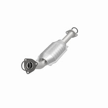 Load image into Gallery viewer, MagnaFlow Direct Fit Catalytic Converter 03-04 Toyota Tundra V8 4.7L Gas