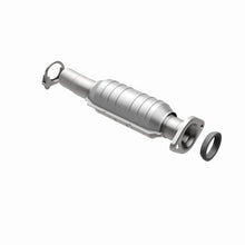 Load image into Gallery viewer, MagnaFlow Direct Fit Catalytic Converter 04 Toyota Sienna 3.3L