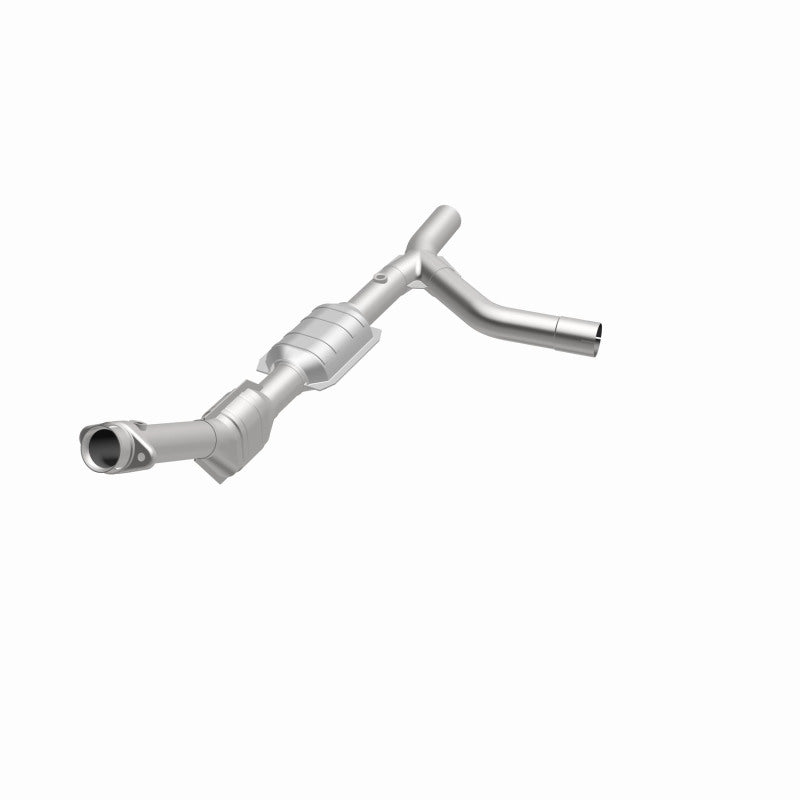 MagnaFlow Direct Fit Catalytic Converter 00-04 Ford E150 4.6L P/S
